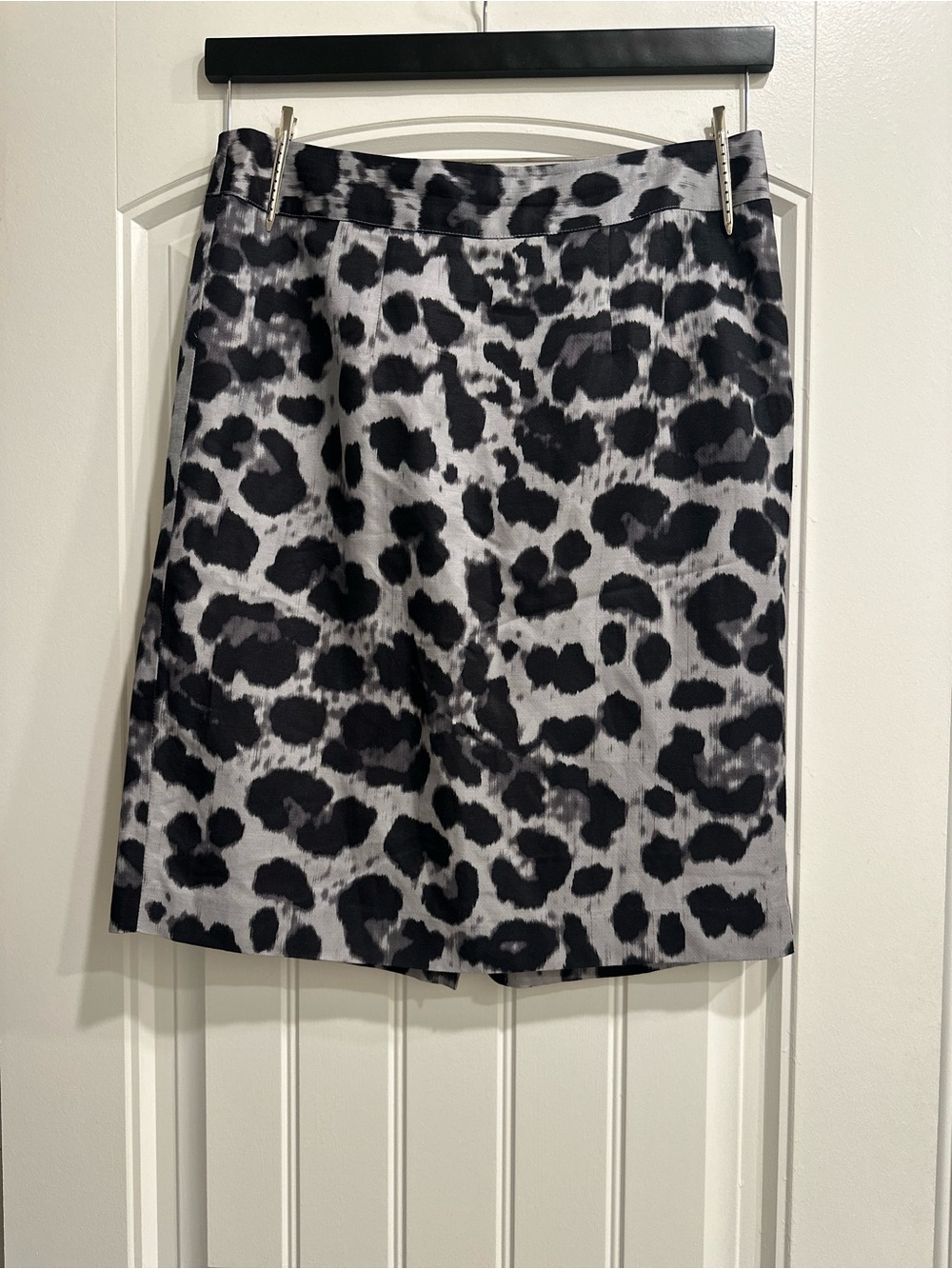 Banana Republic Black and Gray Leopard Print Pencil Skirt
